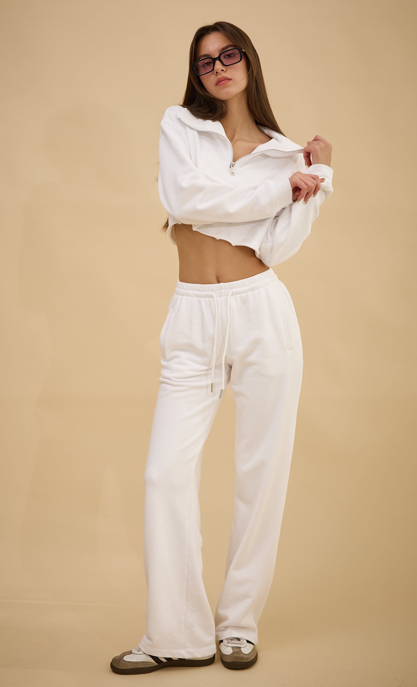 MOON WHITE PANTS