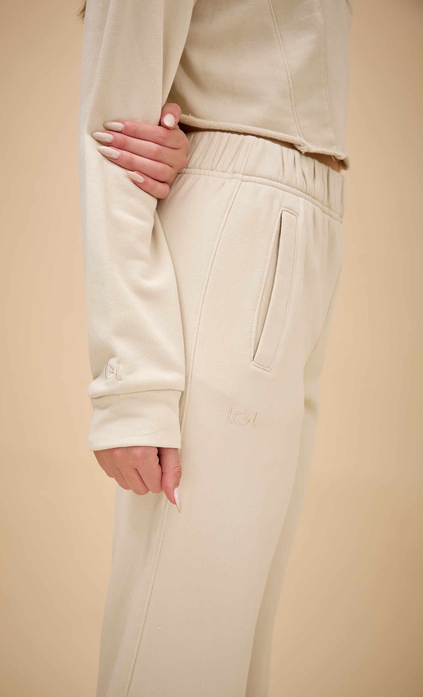 MOON OFF WHITE PANTS