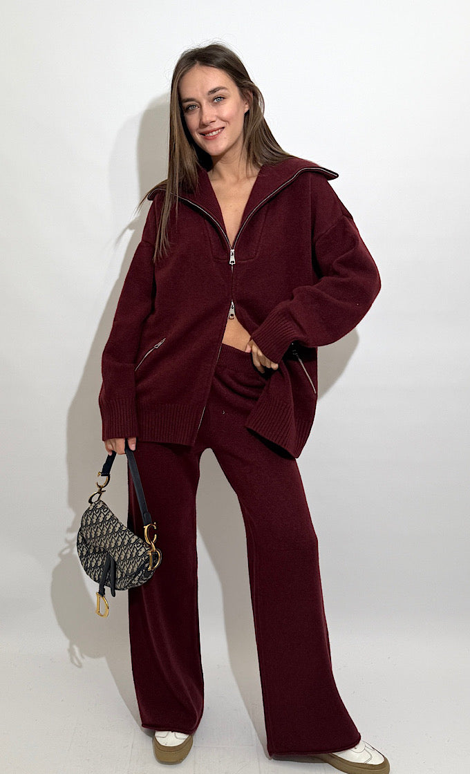 Helena burgundy suit