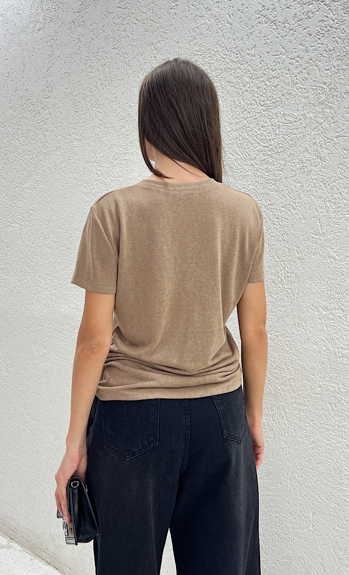 Kayla T-shirt V neck brown